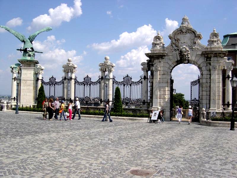 Photo of main gate at the Royal Palace, Budapest